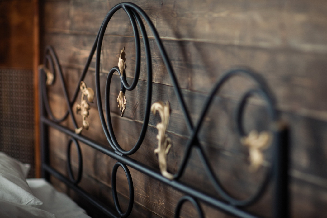 Кованые кровати, Кованая кровать Венеция 1.6 с одной спинкой