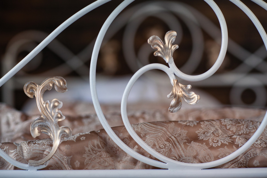 Кованые кровати, Кованая кровать Венеция 1.8 с двумя спинками